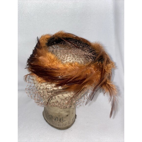 Vintage Feather Beret Hat cap Netting Brown costume OS 70s feminine romantic - Picture 1 of 7